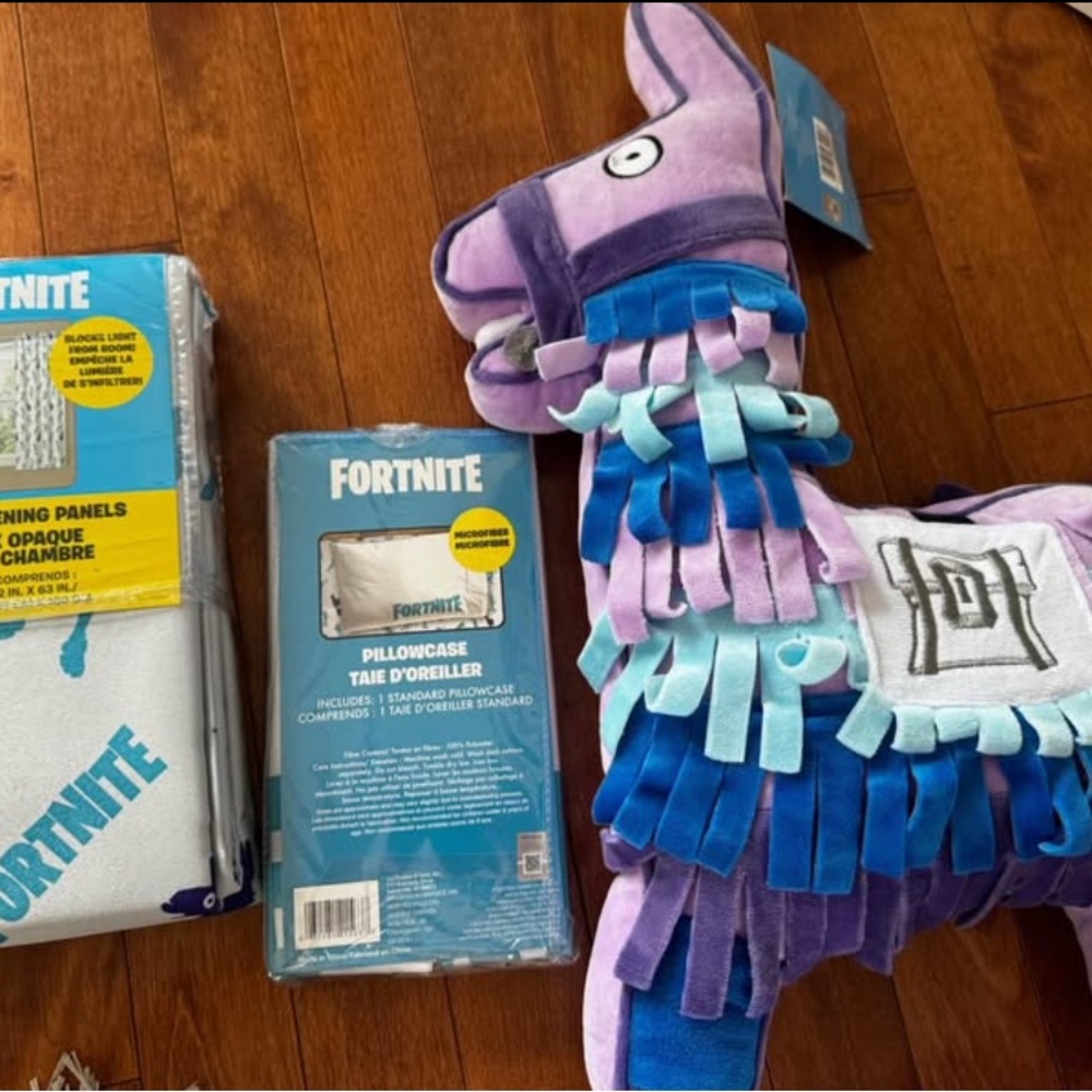 Fortnite Llama Plush and Pillowcase Set